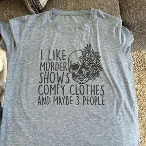 Gray Graphic Tee with Skull Design